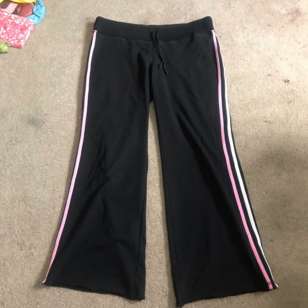 Black sweat pants